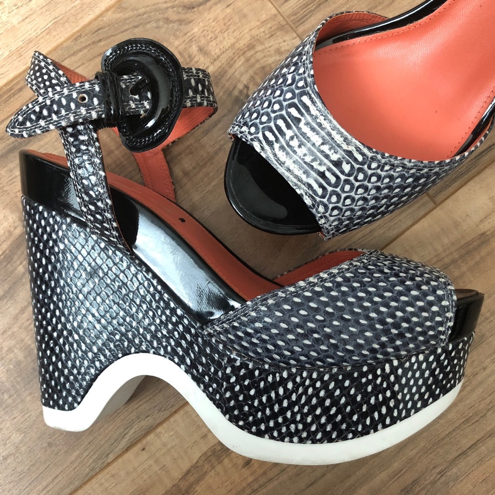 Via Spiga black/white Aubrey leather platform sz 6